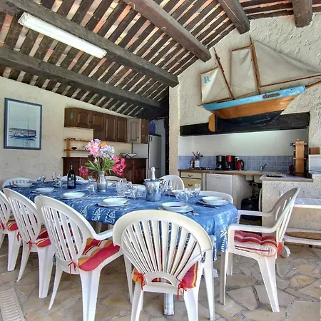 Magnifique Villa,calme,vue Degagee,piscine,parking,wifi,clim *