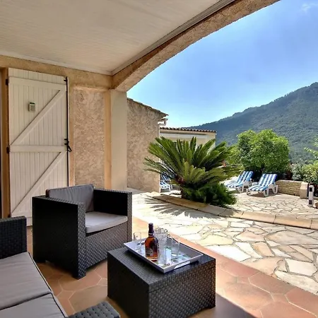 Magnifique Villa,calme,vue Degagee,piscine,parking,wifi,clim