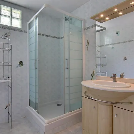 Вилла Magnifique Villa,calme,vue Degagee,piscine,parking,wifi,clim