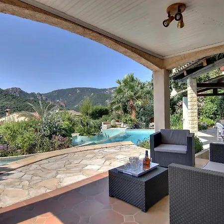 Вилла Magnifique Villa,calme,vue Degagee,piscine,parking,wifi,clim *